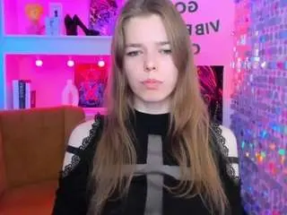 Tinatayylor  live sex cam