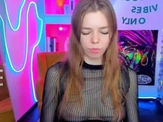 Tinatayylor  live sex cam