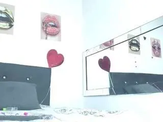 Antonella-pink  live sex cam