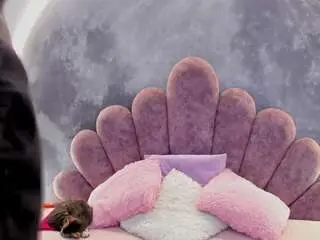 Aurelia-walker  live sex cam