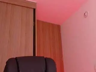 Kim-one  live sex cam