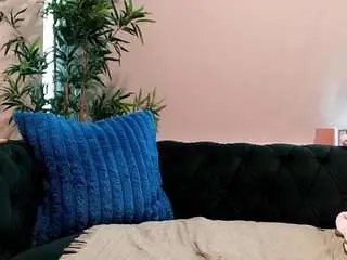 Ladylunarae  live sex cam