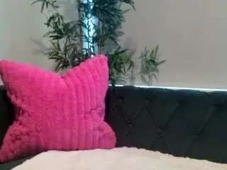 Ladylunarae  live sex cam