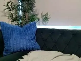 Ladylunarae  live sex cam