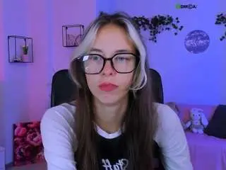 Lia-dream  live sex cam