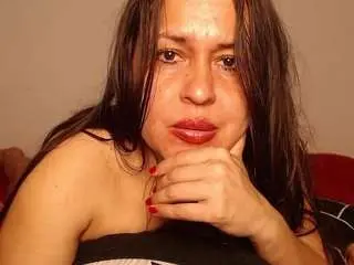 Milfnaughtyy  live sex cam