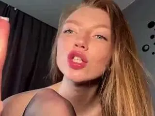 Serenahale  live sex cam
