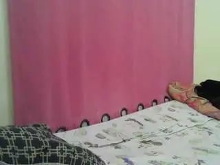 Sweet-boo  live sex cam