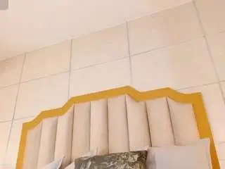 Tahliamoreau  live sex cam