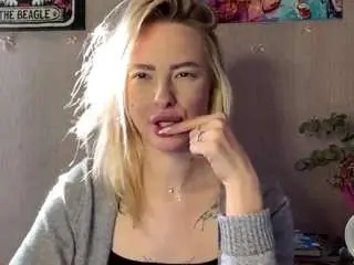 Tasiabusing  live sex cam