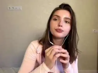 Caseypomainville  live sex cam