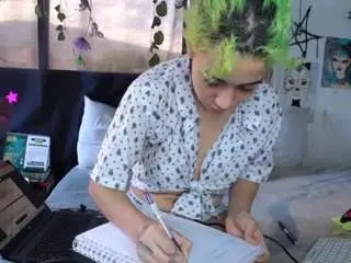 Cute-melanie  live sex cam