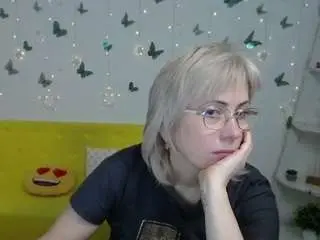 Laurenwishy  live sex cam