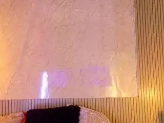 Lunaa-jonhsonn  live sex cam