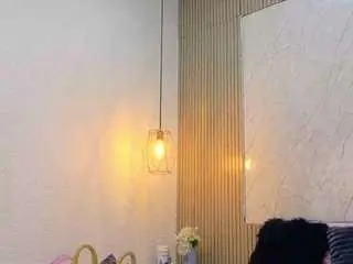 Lunaa-jonhsonn  live sex cam