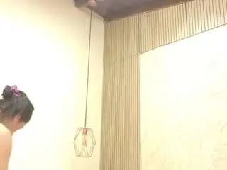Lunaa-jonhsonn  live sex cam