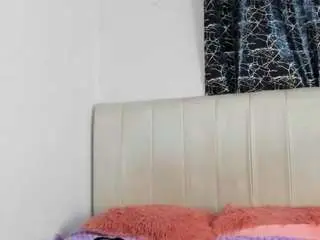 Megan-hally  live sex cam