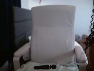 Selena42  live sex cam