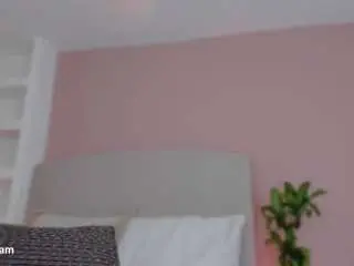 Maddy-hot  live sex cam