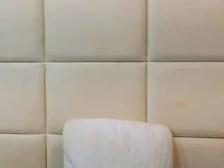 Reginadenver  live sex cam