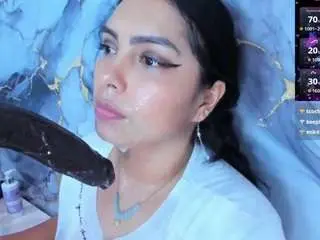 Evelinn-belen  live sex cam