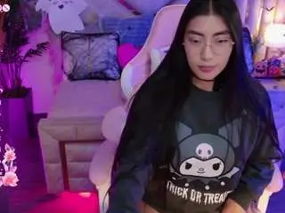 Hannaf11  live sex cam