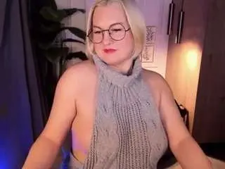 Yolandakiss  live sex cam