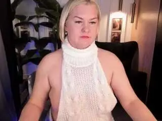 Yolandakiss  live sex cam