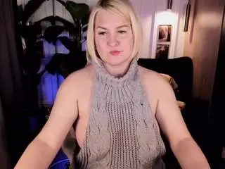 Yolandakiss  live sex cam