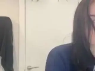 Babeefoxxy  live sex cam