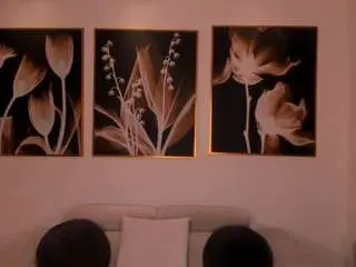 Emylourens  live sex cam