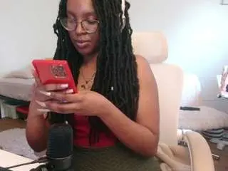 Itstaylorofficial  live sex cam
