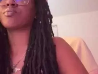 Itstaylorofficial  live sex cam