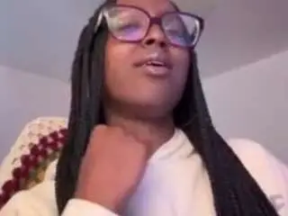 Itstaylorofficial  live sex cam