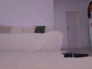 Lilyroselyn  live sex cam