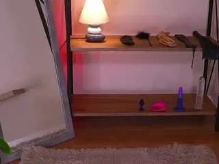 Taitarnet  live sex cam