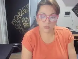 Tiffanywiilson  live sex cam
