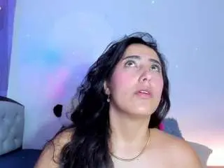 Alejitat  live sex cam
