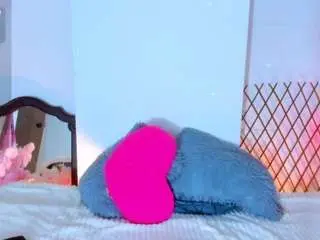 Alejitat  live sex cam