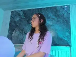 Sweett-sadie  live sex cam