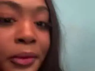 Tinkjewela  live sex cam