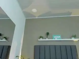 Alessia-leroy  live sex cam