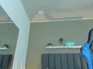 Alessia-leroy  live sex cam