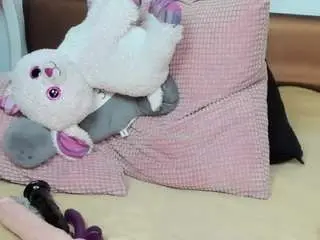 Alexissnight  live sex cam