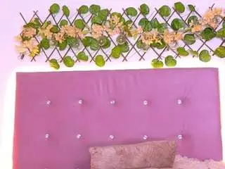 Choco-dessert  live sex cam