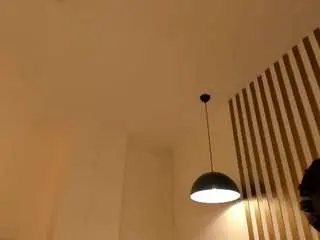 Paulinesanz  live sex cam