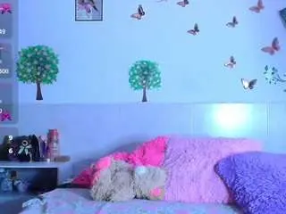 Emily-cooper-a  live sex cam