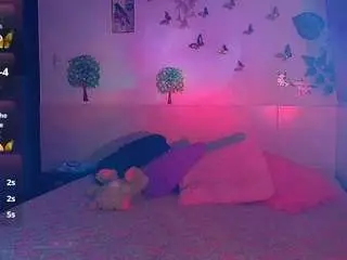Emily-cooper-a  live sex cam