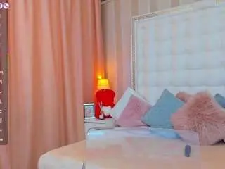 Kinkyofficee  live sex cam