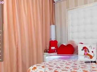 Kinkyofficee  live sex cam